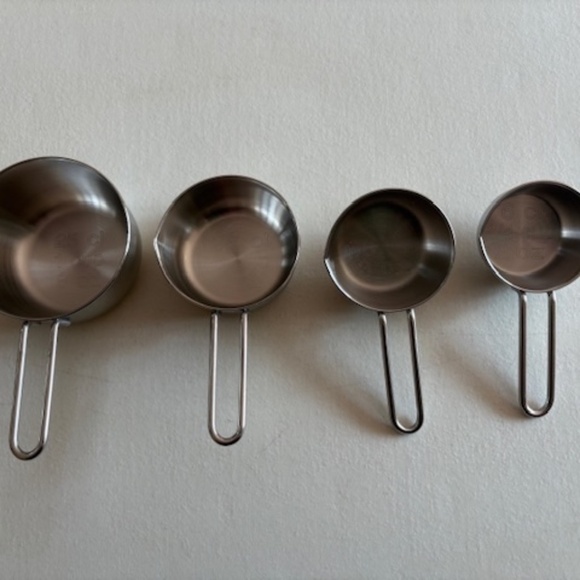 Stainless Steel Measuring Cups - Picture 1 of 3